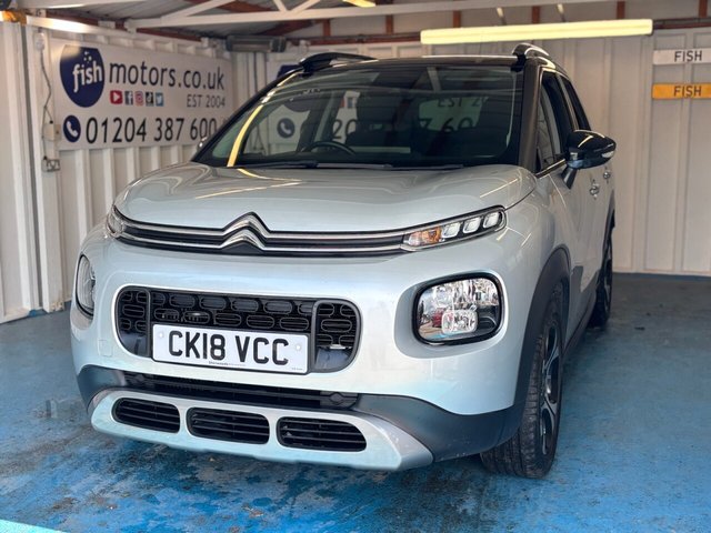 Vehicle Photo Photo