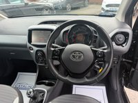 USED 2018 68 TOYOTA AYGO 1.0 VVT-i x-play Hatchback 5dr Petrol Manual Euro 6 (71 ps) 