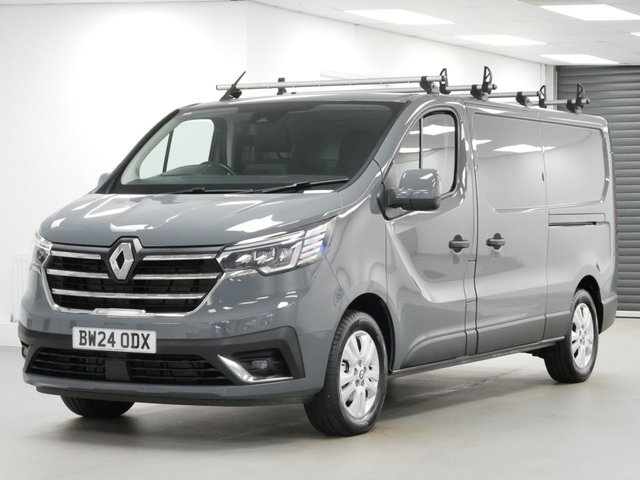 View our Renault Trafic LL30 2.0 BLUEDCI 150 BHP LONG EXTRA EDITION ( NO VAT )
