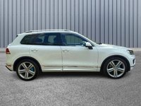 USED 2016 66 VOLKSWAGEN TOUAREG 3.0 TDI V6 BlueMotion Tech R-Line Plus Tiptronic 4WD Euro 6 (s/s) 5dr 2KEYS|PANROOF|TOW|PLUS
