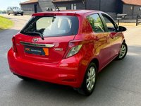 USED 2013 63 TOYOTA YARIS 1.33 Dual VVT-i TR Hatchback 5dr Petrol Multidrive S Euro 5 (101 ps) REAR CAMERA - GREAT HISTORY