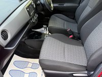 USED 2013 63 TOYOTA YARIS 1.33 Dual VVT-i TR Hatchback 5dr Petrol Multidrive S Euro 5 (101 ps) REAR CAMERA - GREAT HISTORY