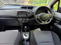 USED 2013 63 TOYOTA YARIS 1.33 Dual VVT-i TR Hatchback 5dr Petrol Multidrive S Euro 5 (101 ps) REAR CAMERA - GREAT HISTORY