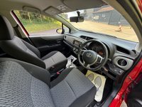 USED 2013 63 TOYOTA YARIS 1.33 Dual VVT-i TR Hatchback 5dr Petrol Multidrive S Euro 5 (101 ps) REAR CAMERA - GREAT HISTORY