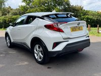 USED 2017 67 TOYOTA C-HR 1.8 VVT-h Icon SUV 5dr Petrol Hybrid CVT Euro 6 (s/s) (122 ps) 