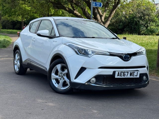 2017 C HR 1.8 VVT H ICON SUV 5DR PETROL HYBRID CVT EURO 6 S... photo