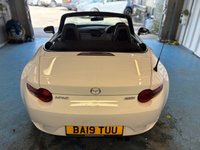 USED 2019 19 MAZDA MX-5 1.5 SKYACTIV-G SE+ Convertible 2dr Petrol Manual Euro 6 (132 ps)+2 KEYS+2 FORMER KEEPERS+ALLOYS+BLUETOOTH+MEDIA+AIRCON+USB+AUX+HPI CLEAR+VOSA MOT HISTORY PRINTOUT, 2 KEYS+2 FORMER KEEPERS+ALLOYS+BLUETOOTH+MEDIA+AIRCON+USB+AUX+HPI CLEAR