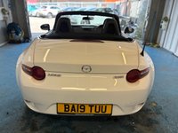 USED 2019 19 MAZDA MX-5 1.5 SKYACTIV-G SE+ Convertible 2dr Petrol Manual Euro 6 (132 ps)+2 KEYS+2 FORMER KEEPERS+ALLOYS+BLUETOOTH+MEDIA+AIRCON+USB+AUX+HPI CLEAR+VOSA MOT HISTORY PRINTOUT, 2 KEYS+2 FORMER KEEPERS+ALLOYS+BLUETOOTH+MEDIA+AIRCON+USB+AUX+HPI CLEAR