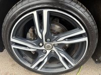 USED 2018 18 VOLVO V40 2.0 T2 R-Design Pro Hatchback 5dr Petrol Manual Euro 6 (s/s) (122 ps) NAV~BLUETOOTH~DAB~CRUISE~HEAT SEATS