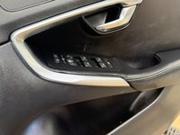 USED 2018 18 VOLVO V40 2.0 T2 R-Design Pro Hatchback 5dr Petrol Manual Euro 6 (s/s) (122 ps) NAV~BLUETOOTH~DAB~CRUISE~HEAT SEATS