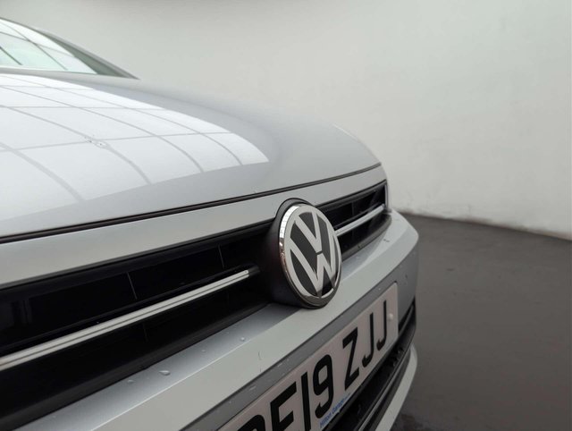 USED 2019 19 VOLKSWAGEN POLO 1.0 Polo SE TSi 5dr CLICK+COLLECT / HOME DELIVERY