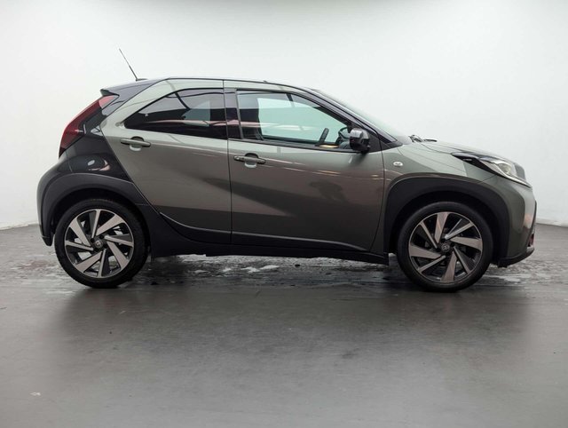 USED 2022 72 TOYOTA AYGO X 1.0 Aygo X Exclusive VVT-i 5dr CLICK+COLLECT / HOME DELIVERY