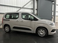 USED 2019 19 VAUXHALL COMBO LIFE 1.5 TURBO D 130PS BLUEINJECTION AUTO DIESEL 5DR MPV DESIGN 1 OWNER, 1 YEARS MOT, BIG SPEC