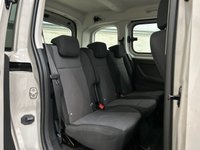 USED 2019 19 VAUXHALL COMBO LIFE 1.5 TURBO D 130PS BLUEINJECTION AUTO DIESEL 5DR MPV DESIGN 1 OWNER, 1 YEARS MOT, BIG SPEC