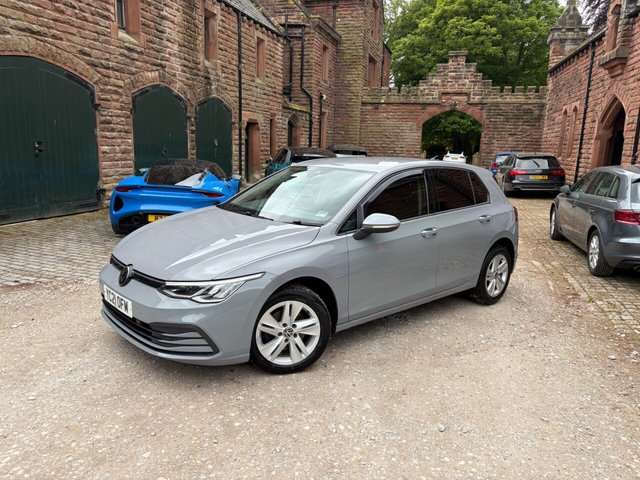 View our VOLKSWAGEN GOLF