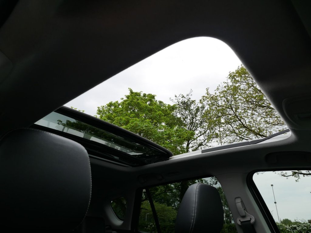 USED 2020 20 SUZUKI SX4 S-CROSS 1.4 Boosterjet GPF SZ5 SUV 5dr Petrol Auto ALLGRIP Euro 6 (s/s) (140 ps) 2 KEYS, BLUETOOTH, PAN ROOF