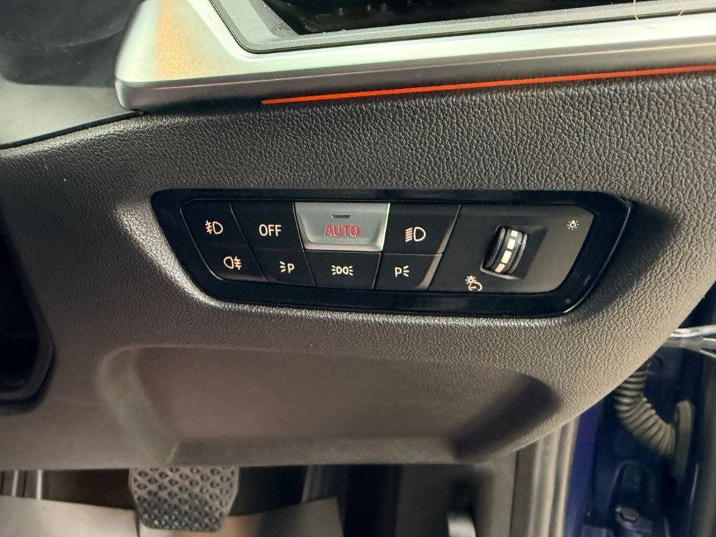 USED 2021 70 BMW 3 SERIES 2.0 318d MHT Sport Saloon 4dr Diesel Hybrid Auto Euro 6 (s/s) (150 ps) APPLE CARPLAY+R/CAMERA+LED+XENON