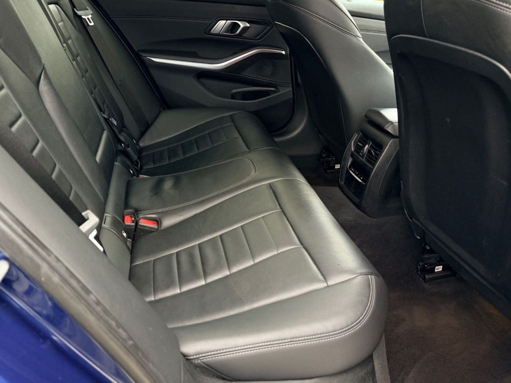 USED 2021 70 BMW 3 SERIES 2.0 318d MHT Sport Saloon 4dr Diesel Hybrid Auto Euro 6 (s/s) (150 ps) APPLE CARPLAY+R/CAMERA+LED+XENON