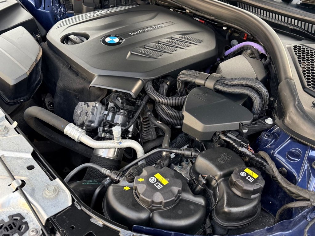 USED 2021 70 BMW 3 SERIES 2.0 318d MHT Sport Saloon 4dr Diesel Hybrid Auto Euro 6 (s/s) (150 ps) APPLE CARPLAY+R/CAMERA+LED+XENON