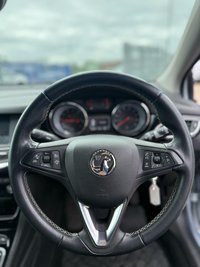 USED 2017 67 VAUXHALL ASTRA 1.4i Turbo SRi Auto Euro 6 (s/s) 5dr FULL VAUXHALL HISTORY