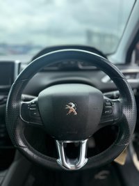 USED 2014 63 PEUGEOT 208 1.2 VTi Allure Euro 5 3dr FULL SERVICE HISTORY