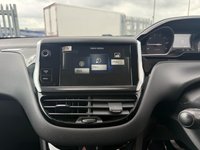 USED 2014 63 PEUGEOT 208 1.2 VTi Allure Euro 5 3dr FULL SERVICE HISTORY