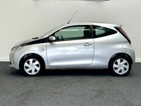 USED 2015 15 TOYOTA AYGO 1.0 VVT-i x-play Hatchback 3dr Petrol Manual Euro 5 Euro 5 (68 ps) **SALES NOW ON**
