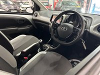 USED 2015 15 TOYOTA AYGO 1.0 VVT-i x-play Hatchback 3dr Petrol Manual Euro 5 Euro 5 (68 ps) **SALES NOW ON**