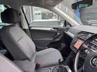 USED 2018 68 VOLKSWAGEN TIGUAN 2.0 TDI SE Navigation SUV 5dr Diesel Manual Euro 6 (s/s) (150 ps) HERE AT MOTOR SWITCH YOUR NEW MOTOR IS JUST A SWITCH AWAY WITH THIS VOLKSWAGEN TIGUAN TDI SE NAVIGATION SUV 5DR 2.0 DIESEL MANUAL EURO 6, WHICH COMES WITH A FULL 12 MONTHS NATIONWIDE WARRANTY AND ALSO COMES WITH A MOT UNTIL 05TH DECEMBER 2026, WILL BE FRESHLY SERVICED BEFORE IT LEAVES US TO BRING IT BAVCK UP TO DATE, 2 FORMER KEEPERS, ALSO COMES WITH 2 KEYS, FINANCE AVAILABLE FROM 11.9% APR, DELIVERY AVAILABLE, PART EX WELCOME, FULLY VALETED USING AUTO SMART PRODUCTS, HPI CLEAR, MILEAGE CHECKED