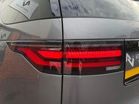 USED 2021 LAND ROVER DISCOVERY 3.0 D300 MHEV SE SUV 5dr Diesel Auto 4WD Euro 6 (s/s) (300 ps). OPTIONAL REAR SEAT UPGRADE  LOW MILES + EXCELLENT CONDITION