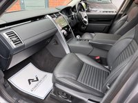 USED 2021 LAND ROVER DISCOVERY 3.0 D300 MHEV SE SUV 5dr Diesel Auto 4WD Euro 6 (s/s) (300 ps). OPTIONAL REAR SEAT UPGRADE  LOW MILES + EXCELLENT CONDITION