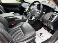 USED 2021 LAND ROVER DISCOVERY 3.0 D300 MHEV SE SUV 5dr Diesel Auto 4WD Euro 6 (s/s) (300 ps). OPTIONAL REAR SEAT UPGRADE  LOW MILES + EXCELLENT CONDITION