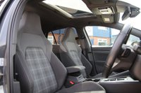 USED 2022 22 VOLKSWAGEN GOLF 2.0 TDI GTD Hatchback 5dr Diesel DSG Euro 6 (s/s) (200 ps) PANROOF, WINTER PACK, HEATED STEERING, 19 inch ALLOYS