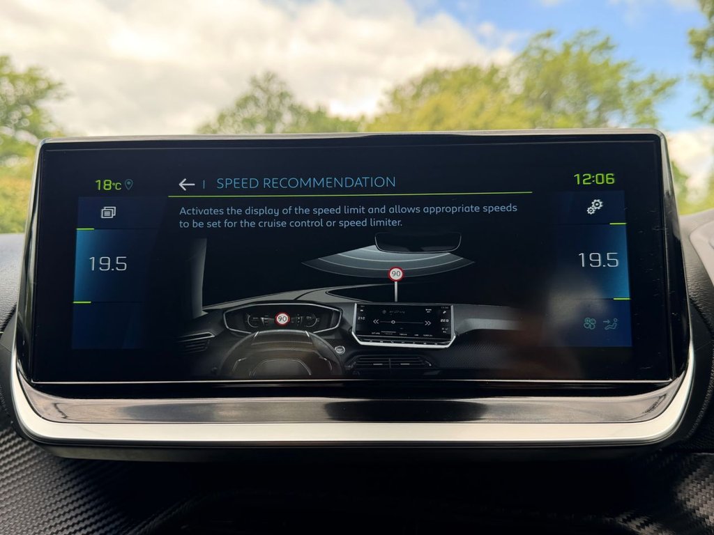 USED 2023 23 PEUGEOT E-2008 50kWh GT Premium SUV 5dr Electric Auto (7kW Charger) (136 ps) 1 Owner|SatNav|Camera|Apple CarPlay/Android Auto|Cruise|