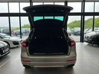 USED 2017 17 MASERATI LEVANTE 3.0D V6 SUV 5dr Diesel ZF 4WD Euro 6 (s/s) (275 ps) 