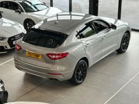 USED 2017 17 MASERATI LEVANTE 3.0D V6 SUV 5dr Diesel ZF 4WD Euro 6 (s/s) (275 ps) 