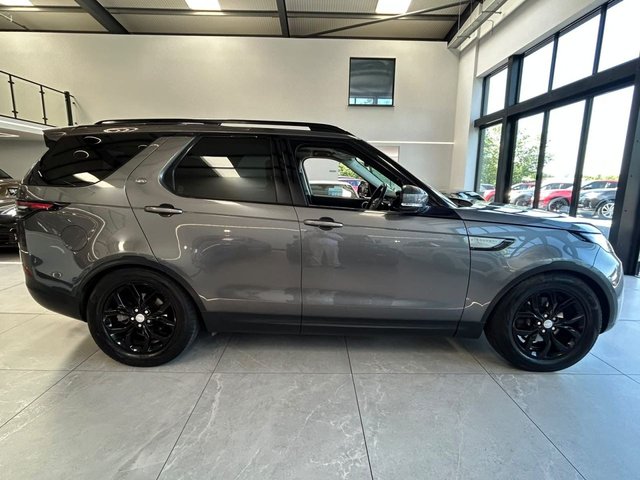 View our LAND ROVER DISCOVERY
