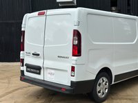 USED 2022 72 RENAULT TRAFIC 2.0 dCi Blue SL28 Business+ Panel Van 5dr Diesel Manual L1 H1 Euro 6 (s/s) (130 ps) Rear Parking Sensors, Bluetooth