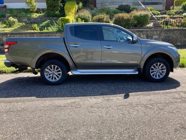 View our MITSUBISHI L200