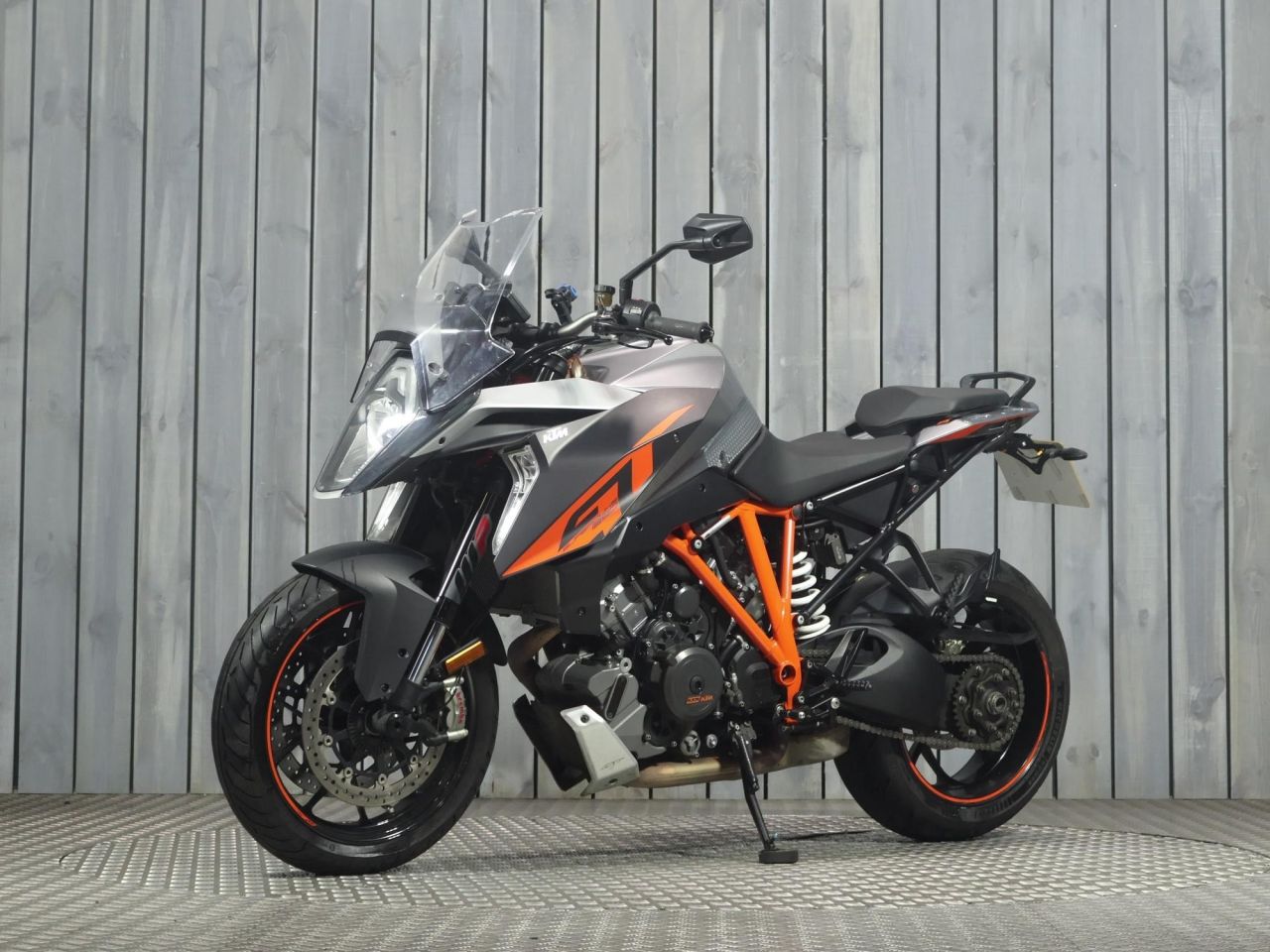 KTM 1290 Super Duke GT