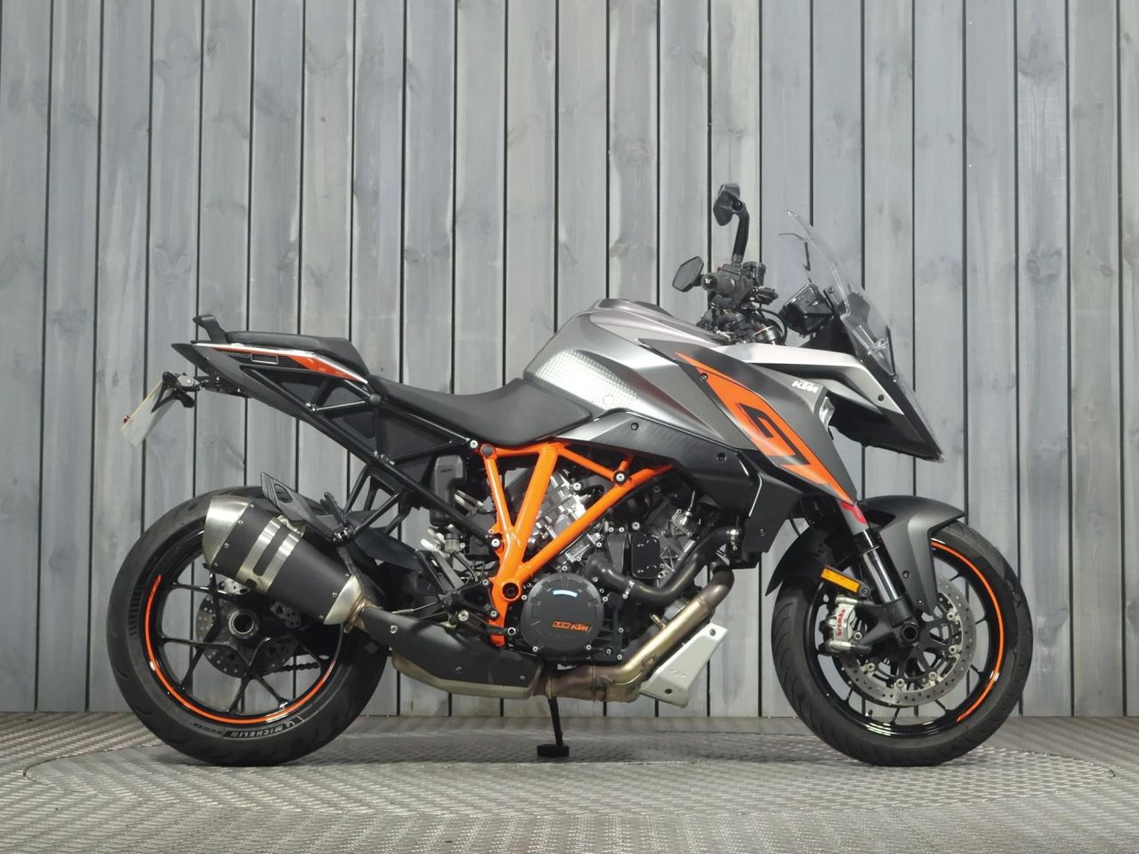 KTM 1290 Super Duke GT