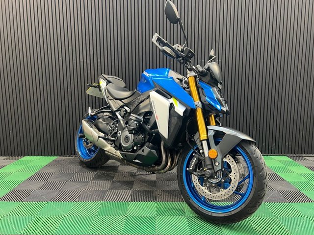 View our SUZUKI GSX-S1000
