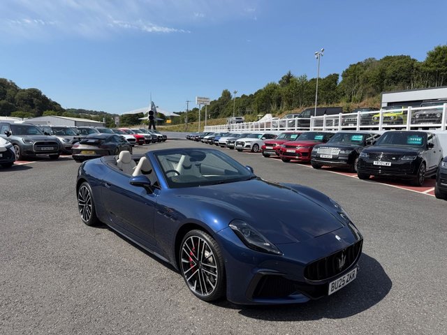 View our Maserati Grancabrio 3.0 V6 Trofeo Convertible ZF AWD Euro 6 (s/s) (550 ps)