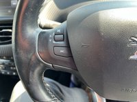 USED 2016 16 PEUGEOT 2008 1.6 BlueHDi Allure SUV 5dr Diesel Manual Euro 6 (s/s) (100 ps) Excellent Service History + &pound;20 Tax  + 70+ MPG