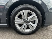 USED 2022 VOLKSWAGEN GOLF 1.0 TSI Life Estate 5dr Petrol Manual Euro 6 (s/s) (110 ps) SAT NAV, APPLE CARPLAY, ANDROID AUTO