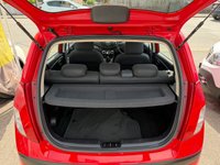 USED 2009 59 HYUNDAI I10 1.2 Comfort Hatchback 5dr Petrol Manual Euro 4 (77 bhp) IDEAL NEW DRIVER CAR + SERVICE HISTORY + FRESH SERVICE + NEW MOT + CHEAP AND ECO TO RUN + AVERAGE 56 MPG + &pound;35 ROAD TAX + INSURANCE GROUP 11 + SOLID RED COLOUR + SPEC INCLUDES ALLOY WHEELS, FRONT FOGLIGHTS, CLOTH INTERIOR, REMOTE LOCKING, ELECTRIC WINDOWS, A/C, CD/ RADIO/ AUX + 3 MONTHS WARRANTY + 12 MONTHS AA BREAKDOWN COVER INCLUDED