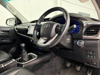 USED 2017 N TOYOTA HI-LUX 2.4 D-4D Invincible X Pickup Double Cab 4dr Diesel Manual 4WD Euro 6 (TSS, 3.5t) (150 ps) NAV, CAMERA, HTD SEATS, PLUS VAT