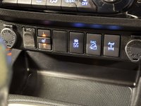 USED 2017 N TOYOTA HI-LUX 2.4 D-4D Invincible X Pickup Double Cab 4dr Diesel Manual 4WD Euro 6 (TSS, 3.5t) (150 ps) NAV, CAMERA, HTD SEATS, PLUS VAT