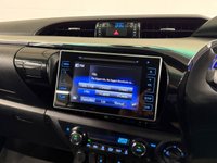 USED 2017 N TOYOTA HI-LUX 2.4 D-4D Invincible X Pickup Double Cab 4dr Diesel Manual 4WD Euro 6 (TSS, 3.5t) (150 ps) NAV, CAMERA, HTD SEATS, PLUS VAT