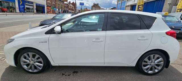 View our TOYOTA AURIS